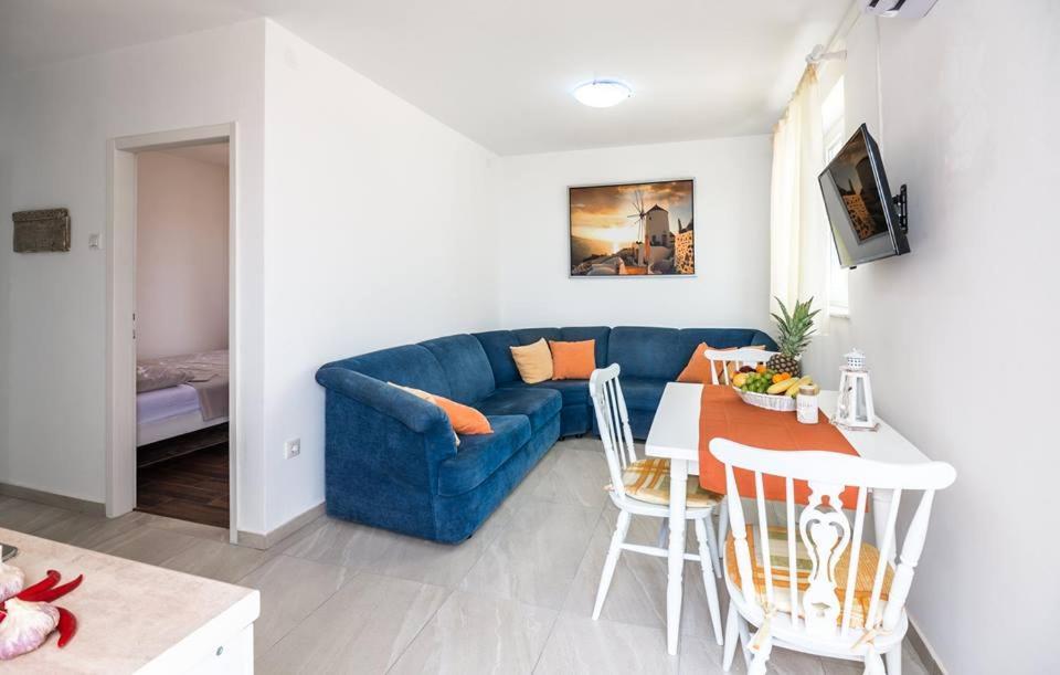 Apartments Dora Vantacici Eksteriør billede