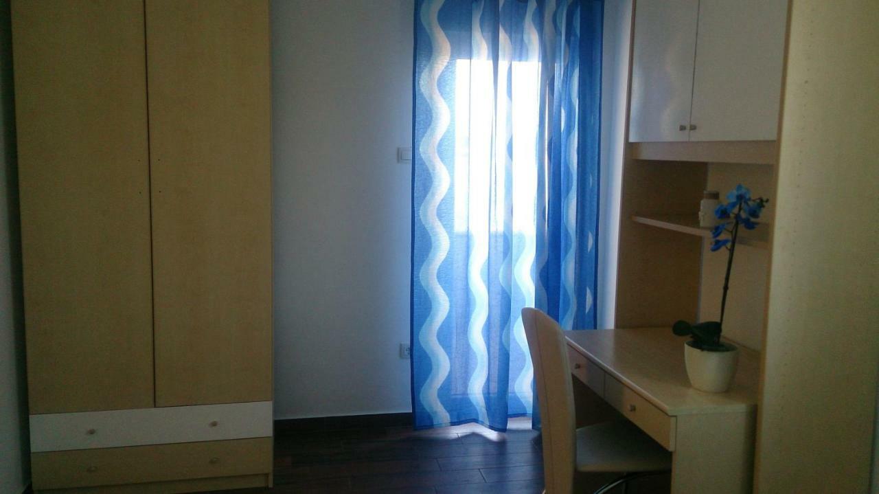 Apartments Dora Vantacici Eksteriør billede